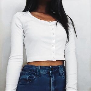 Forever 21 White Long Sleeve Button Up Crop Top